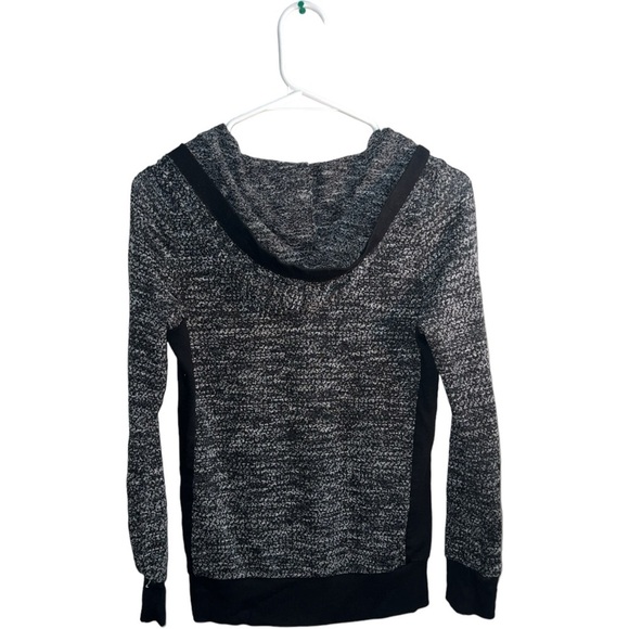 Zip up jacket - Picture 2 of 3